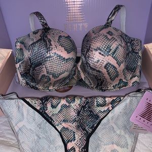 Savage X Fenty Bra Set